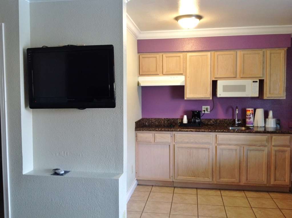 Rodeo Lodge Clovis Quarto foto